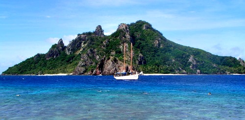 A yacht at Manu Island, on a Fiji vacation