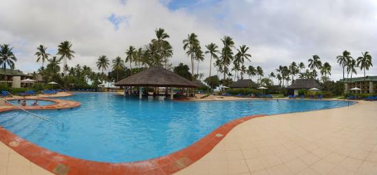 Naviti Fiji resort pool