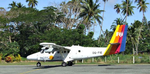 Fiji vacations - pacific sun airplane