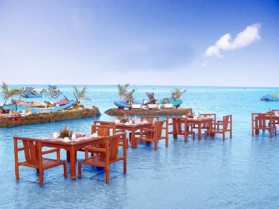 Special dining at The Warwick Resort Fiji