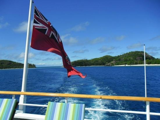 Captain Cook Cruises Fiji