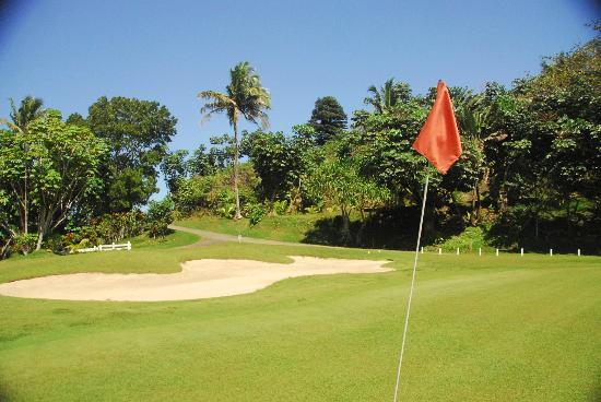 The Pearl South Pacific hotel is one of the Fiji golf resorts