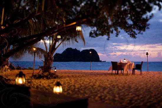 Private dining on Vomo Island Fiji