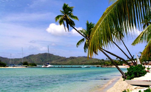 Fiji vacations, a beach on Malolo Lailai Island.