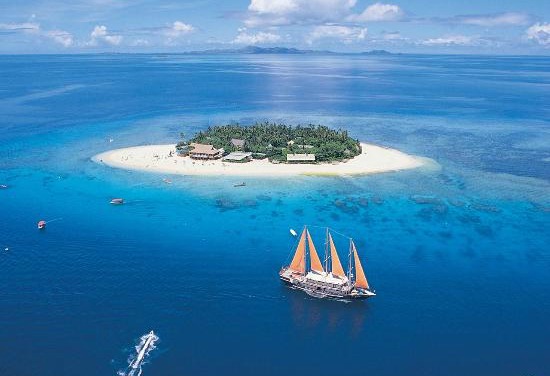 Beachcomber island Fiji